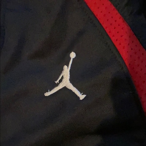 Classic Air Jordan jacket- boys S (8-10) EUC - Picture 3 of 9